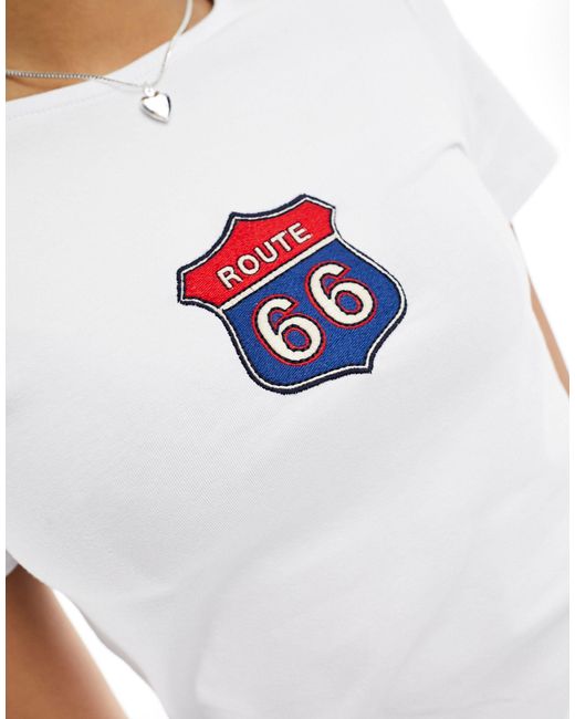 T-shirt court à motif route 66 brodé - ivoire ASOS en coloris White