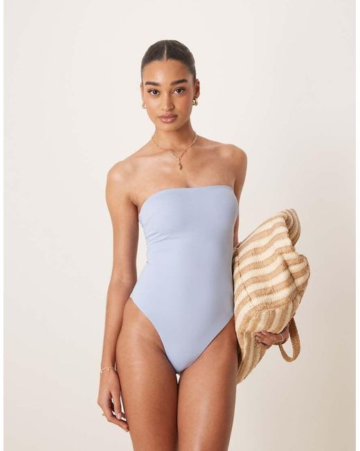 ASOS Maya in het Blue