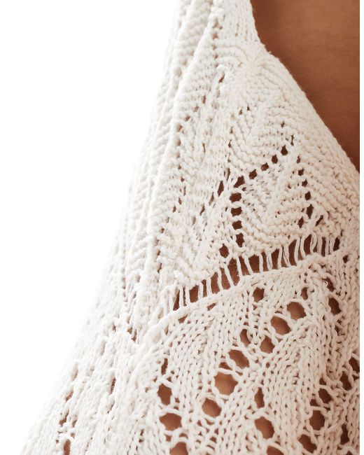 Robe longue en maille au crochet à dos nu - cassé Superdry en coloris White