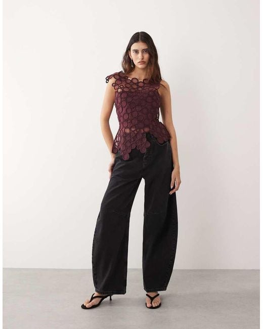ARRANGE Brown Circle Embroide Top