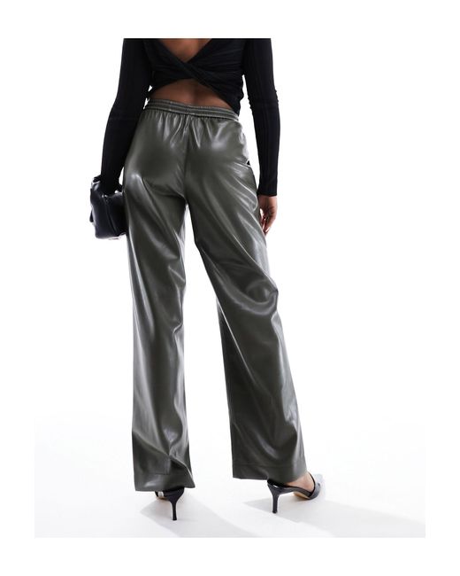 Pantalon vinyle mango new arrivals