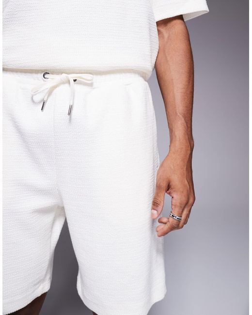 River Island – strukturierte shorts in White für Herren