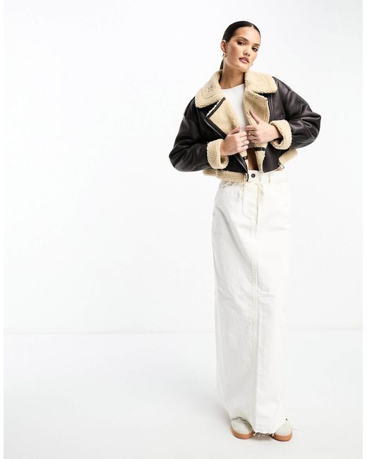 Stradivarius Cropped Pilotenjack in het White