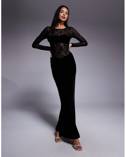 Bardot Helenie in het Black