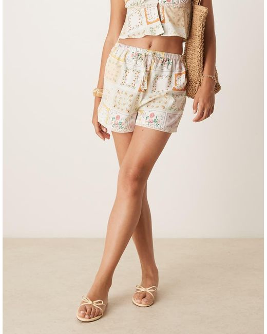 Aray Strandshort Met Patchworkprint in het Natural