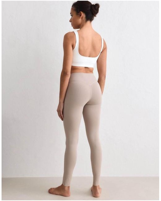 Aim'n White Dark Clay Sense Mid Waist Tights