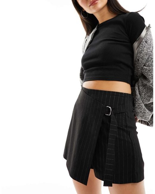 Stradivarius Black – eleganter skort
