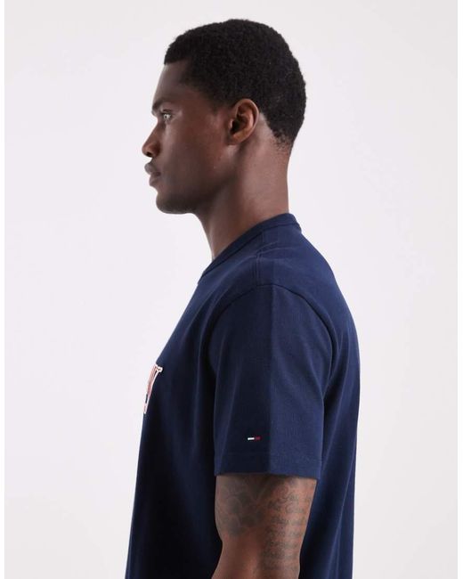 Tommy Hilfiger Blue Regular Fit Applique Logo T-shirt for men