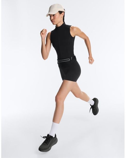 Oysho Black 15cm High-rise Running Hot Pants