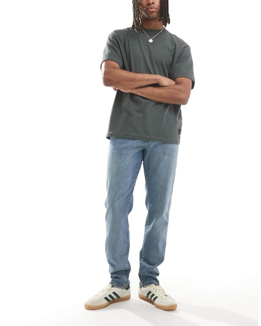 Wrangler Blue River Regular Tapered Fit Jeans for men