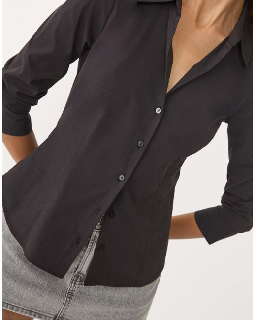 Stradivarius Black – figurbetonte basic-hemdbluse