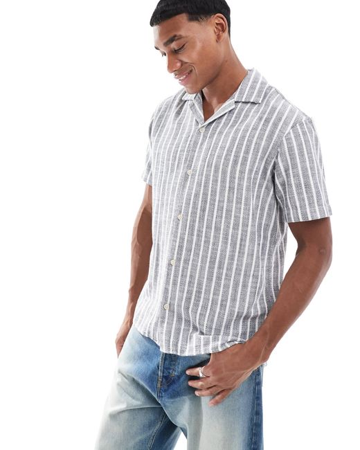 Chemise manches courtes texturée à col à revers avec rayures JJ Rebel pour homme en coloris White