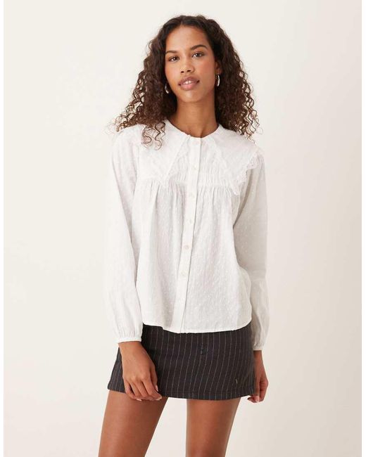 Blusa Blanco Abotonada Con Solapas Extragrande Augusta De Nobody's Child de color White