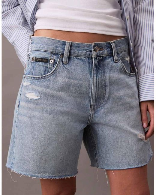 Pantalones Cortos Vaqueros Azul Claro Con Diseño Desgastado De Estilo Años 90 Signature De Calvin Klein de color Blue