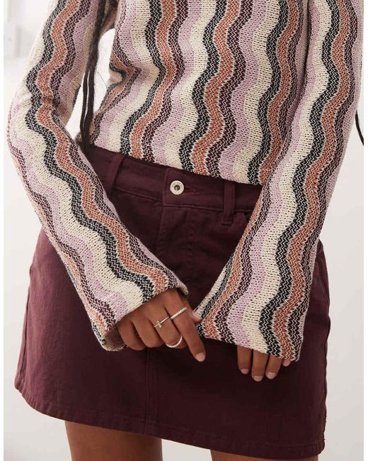 Top A Rayas Con Cuello Barco Y Mangas Acampanadas De Croché Ondulado De Reclaimed (vintage) de color Multicolor