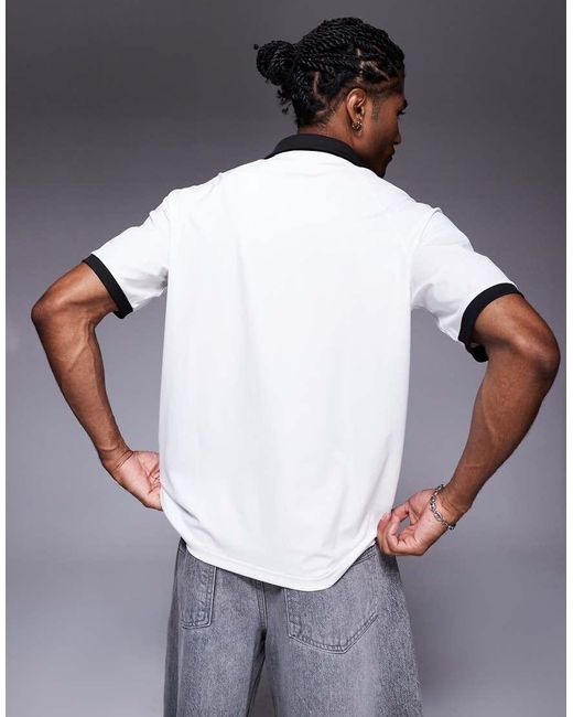 Courtside White Sports Top With Contrast Collar Detail for men