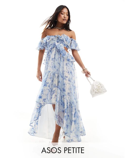 Asos design petite - vestito lungo a spalle scoperte con volant e fondo asimmetrico a fiori misti vintage con cut-out di ASOS in Blue
