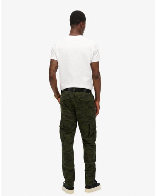Superdry – core – cargohose aus baumwolle mit überfärbtem military-muster in White für Herren