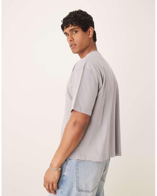 Camiseta Gris De Corte Cuadrado Extragrande Con Bordado En El Pecho De ASOS de hombre de color Gray