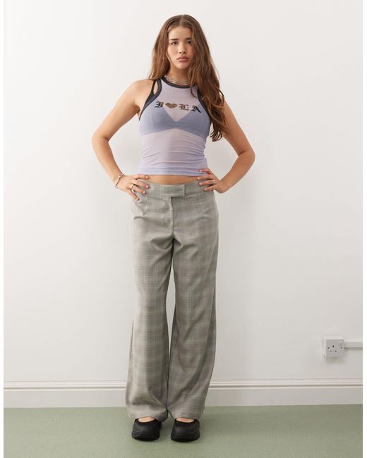 Pantalon habillé ample à taille basse et à carreaux Collusion en coloris Gray