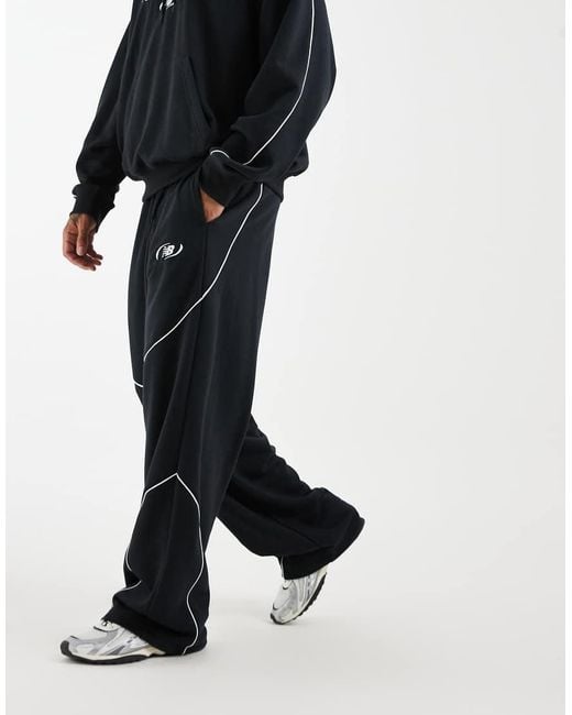 New Balance Black Trackside French Terry Trackpant for men