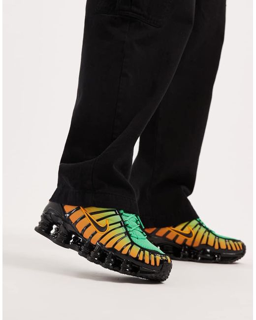 Shox Tl di Nike in Black da Uomo