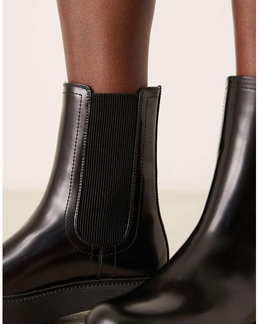 Andy di ASOS in Black