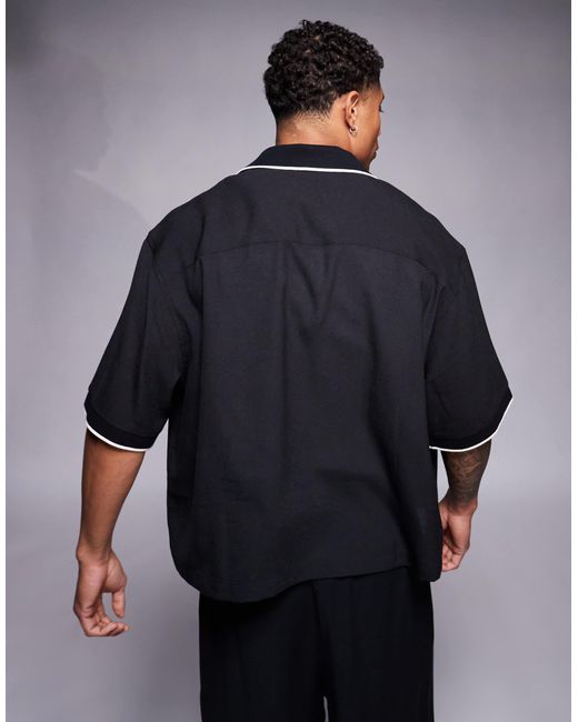 Chemise coupe carrée oversize avec col à revers et broderie chainette sur la poitrine ASOS pour homme en coloris Blue