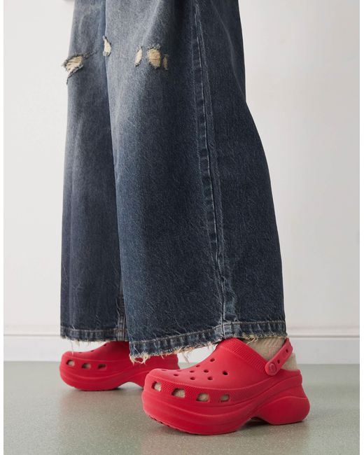 Bae - sabots en velours à semelle plateforme CROCSTM en coloris Blue