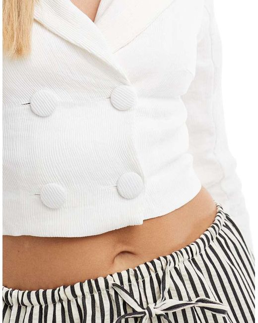 NARRATED White Cropped Blazer