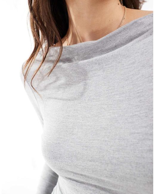 Miss Selfridge Top Met Lange Mouwen En Rechte Hals in het Gray