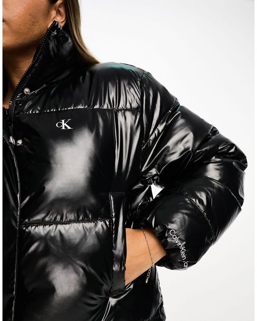 Doudoune courte - brillant Calvin Klein en coloris Black
