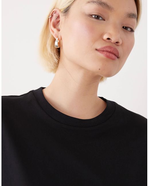 Monki Black Oversized Boxy T-shirt
