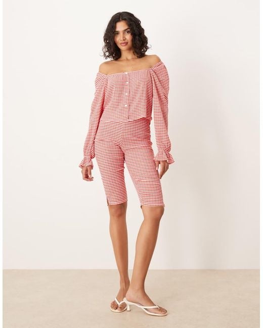 Top Milkmaid Rosso A Quadretti Con Spalle Scoperte di ASOS in Pink