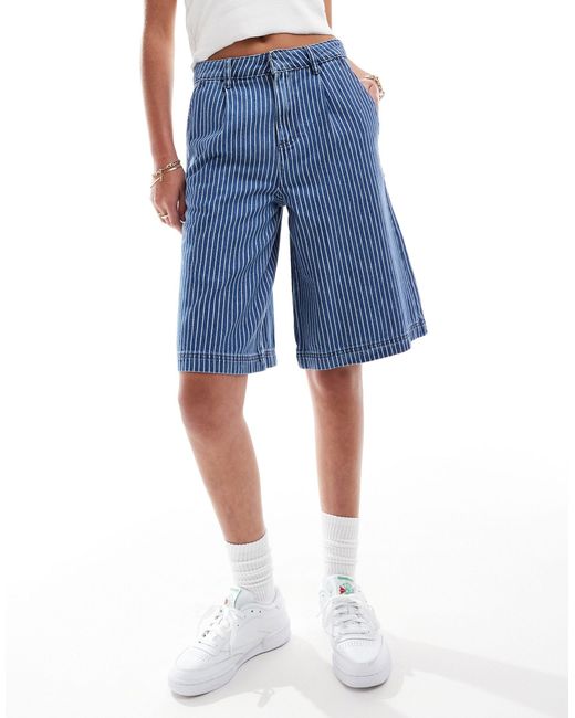 Pantalones cortos vaqueros medio ASOS de color Blue