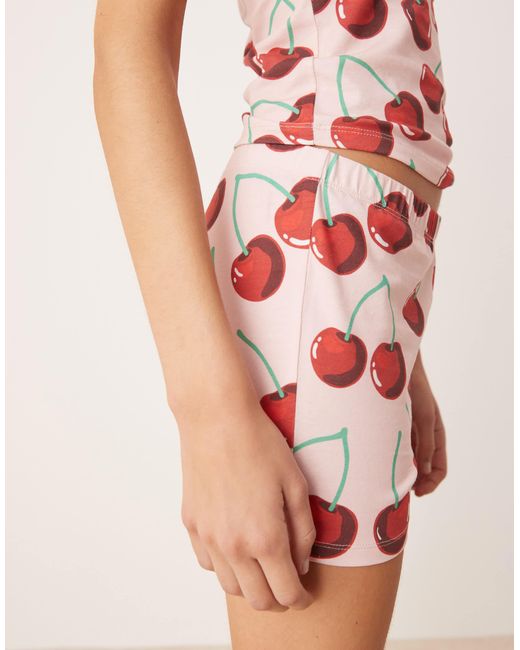 ASOS Pink – knappe shorts