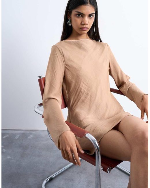TOPSHOP Satijnen Mini Jurk Met Lange Mouwen En Een Gedrapeerde Achterkant in het Brown