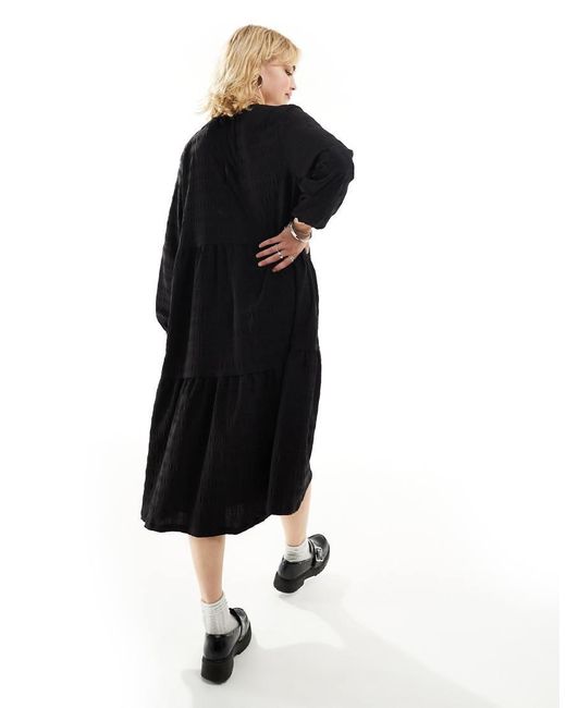 Vestito Midi A Maniche Lunghe di Monki in Black