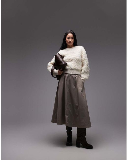 & Other Stories White Pure Wool Fluffy Crew Neck Jumper With Volumnious Sleeves
