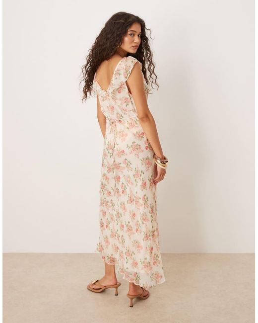 Vestido Semilargo Con Estampado Floral, Detalle De Volante Y Cuello De Pico De -Neutro Mango de color Natural