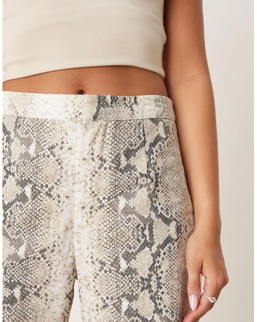 Vrg Grl Natural Rue Snake Print Wide Leg Denim Pants