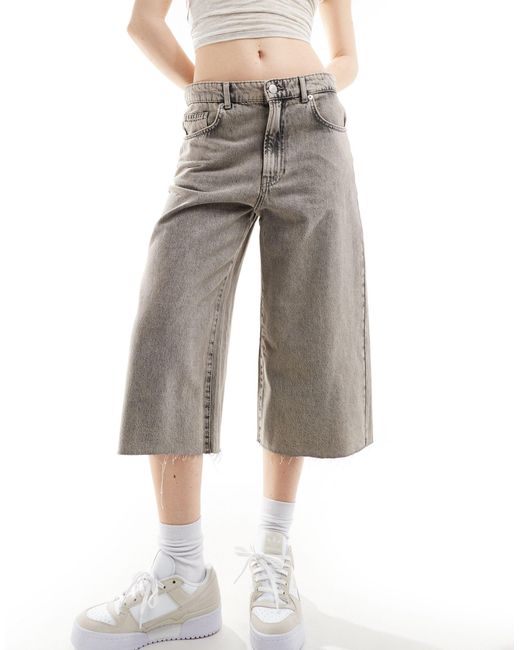 Short long en jean avec ourlets effilochés - délavé Pull&Bear en coloris Gray
