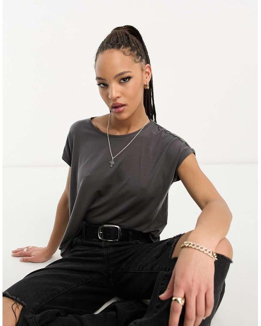 Vero Moda Black Round Neck T-Shirt