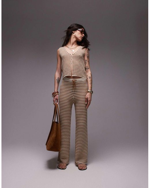 TOPSHOP Brown – karierte strickweste, kombiteil