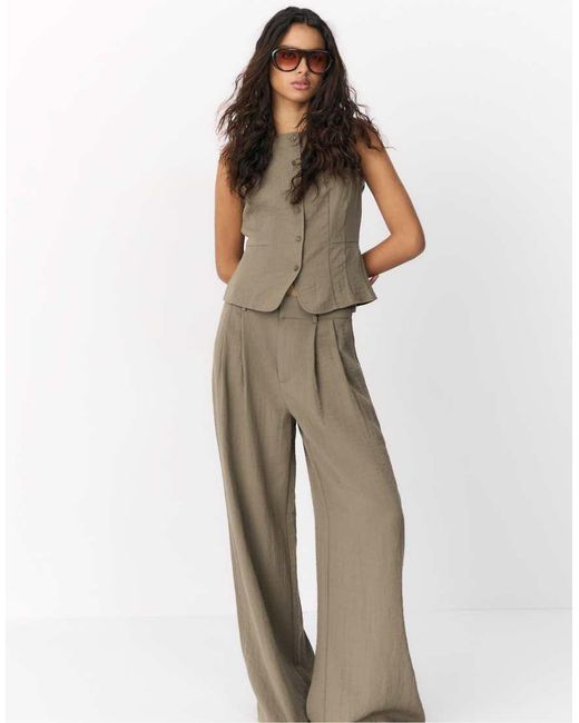Stradivarius Green Sleeveless Buttoned Top