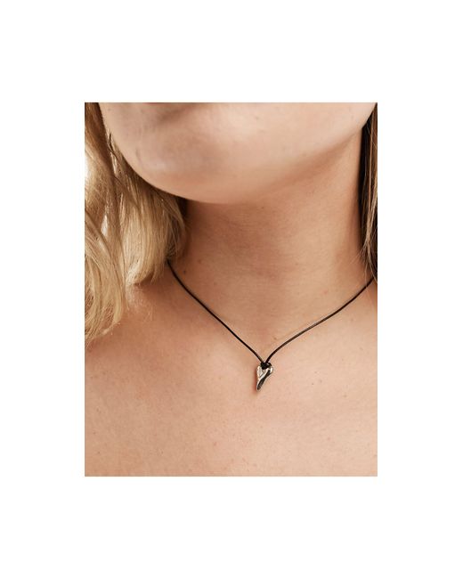 ASOS Natural Curve Necklace With Cord And Heart Detail