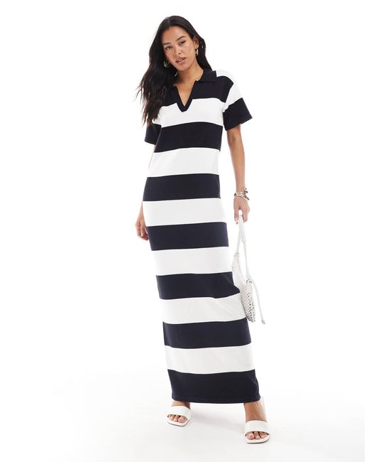 Robe longue en maille rayée avec col façon polo 4th & Reckless en coloris White