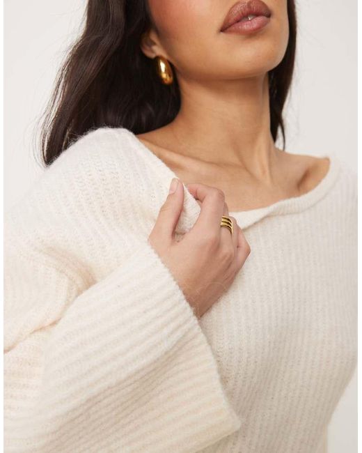 Jersey Con Detalle De Lazada En La Espalda De Canalé Grueso De (Parte De Un Conjunto)-Blanco Gina Tricot de color Natural