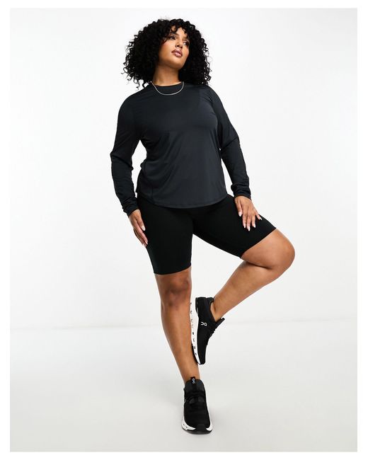 ASOS 4505 Black Curve All Sports Long Sleeve Top