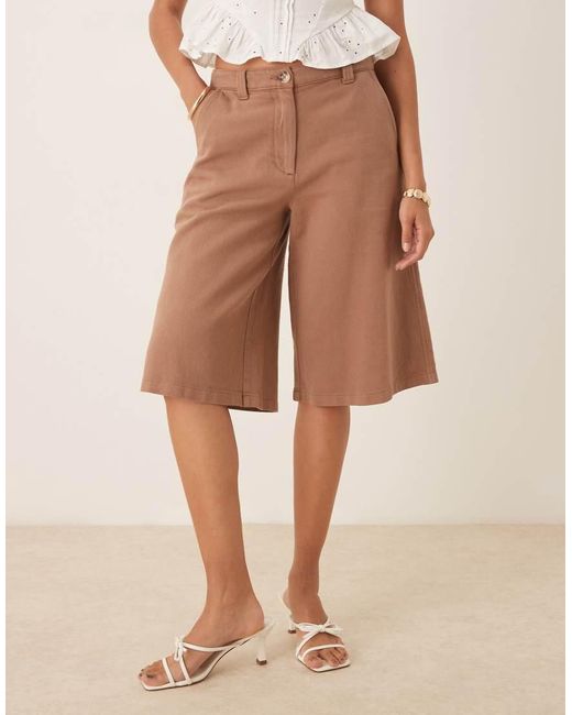 Pantalones Cortos Color Moca Lavado De Corte Alargado Con Diseño De Paneles De -Marrón ASOS de color Natural